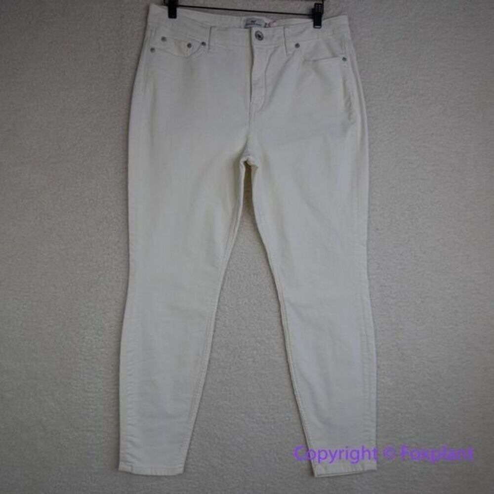 New! Vineyard Vines corduroy‎ Jamie High Rise pants in mashmallow, size 31
